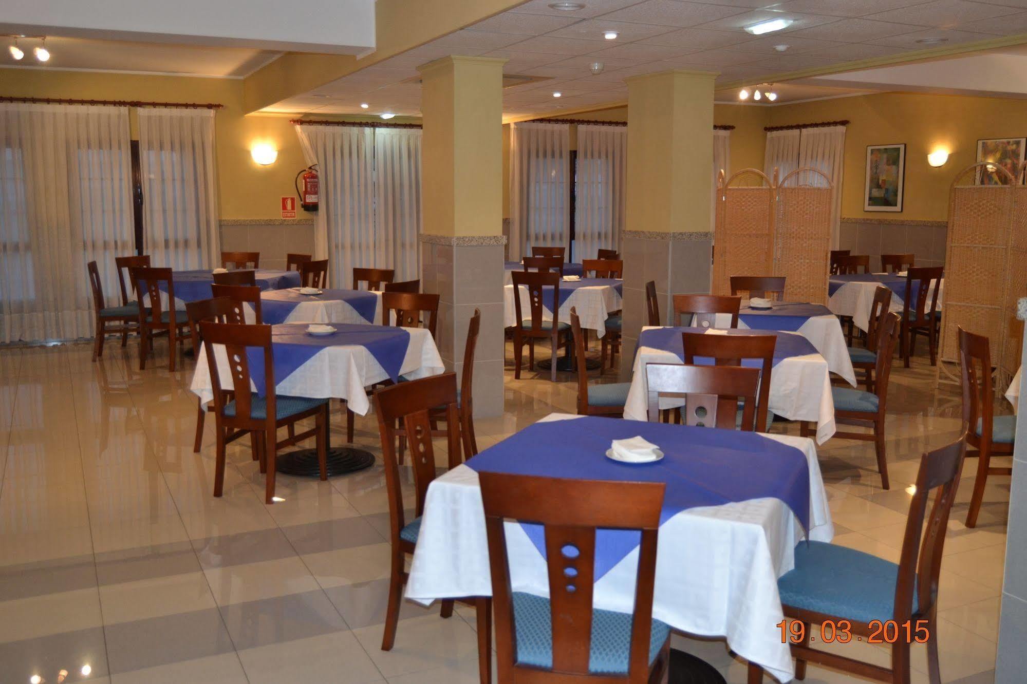 Hotel Alameda Villaviciosa  Exteriér fotografie